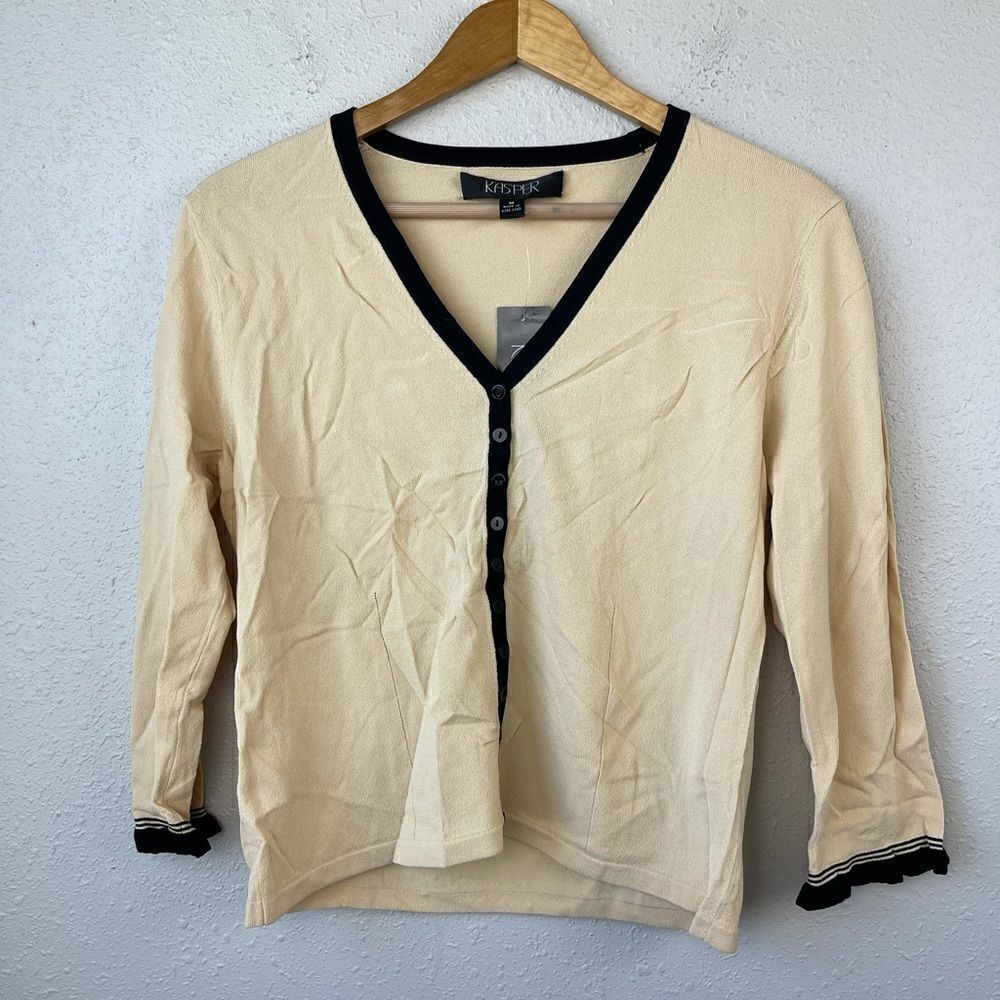 NWT Kasper Women’s Button Top Size Medium